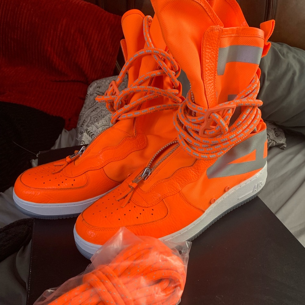Nike af1 sf orange